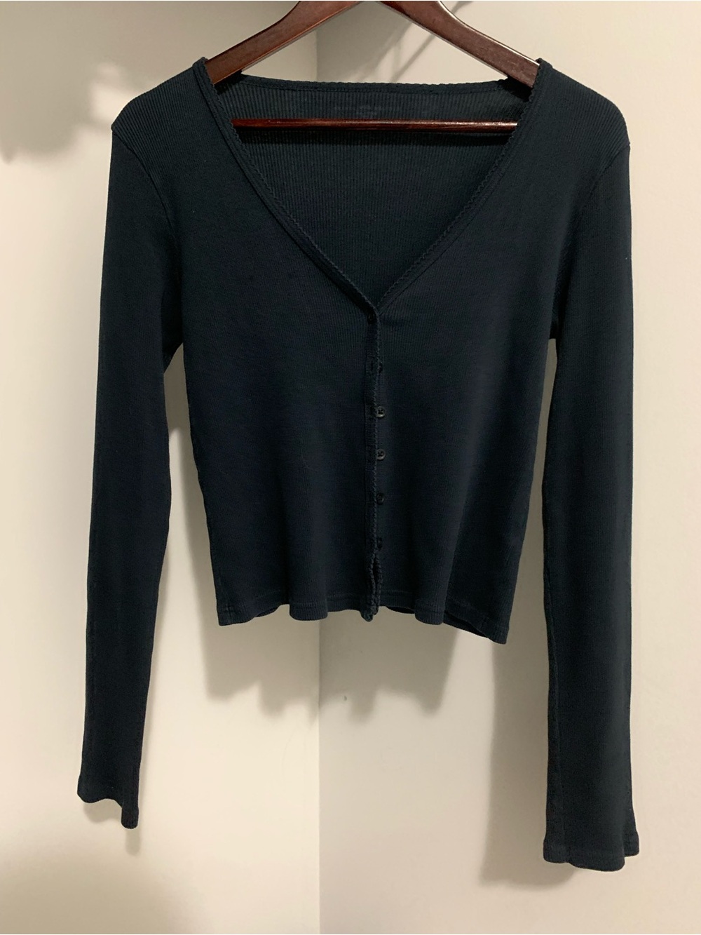 Brandy Melville Black Ribbed V-Neck Button Front Long Sleeve Top One-size